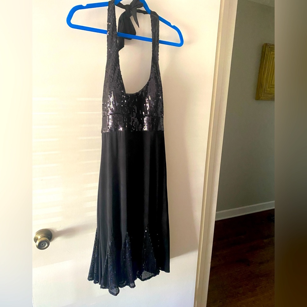 Cachet Sequin Halter Sid Zip Top Size 14 Length 43 1/2 inches, 94%Poly, 6%span